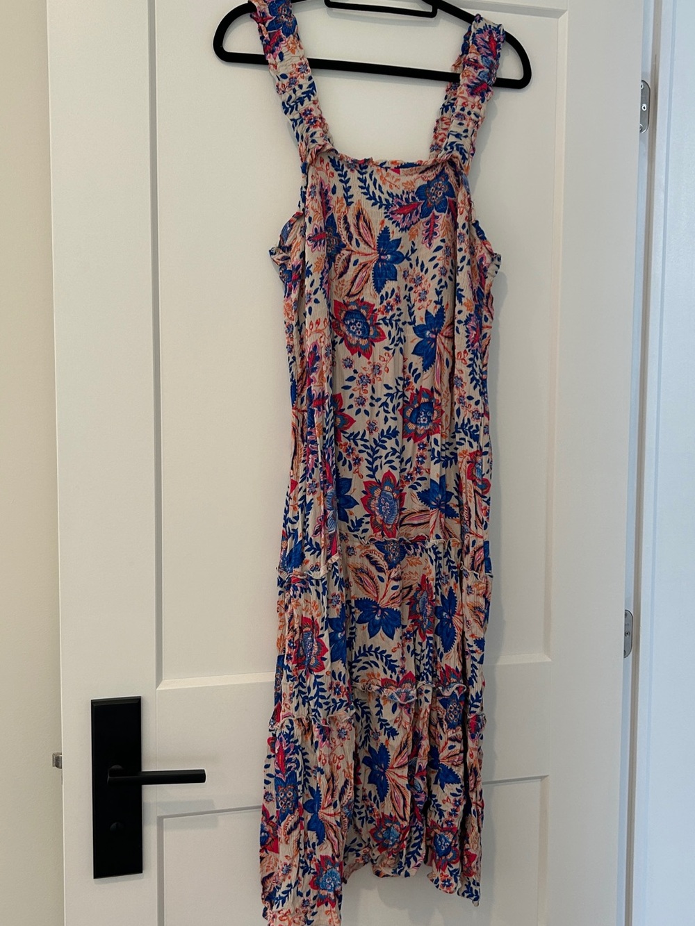 Vero Moda Floral Maxi Dress in Cream, Blue & Pink